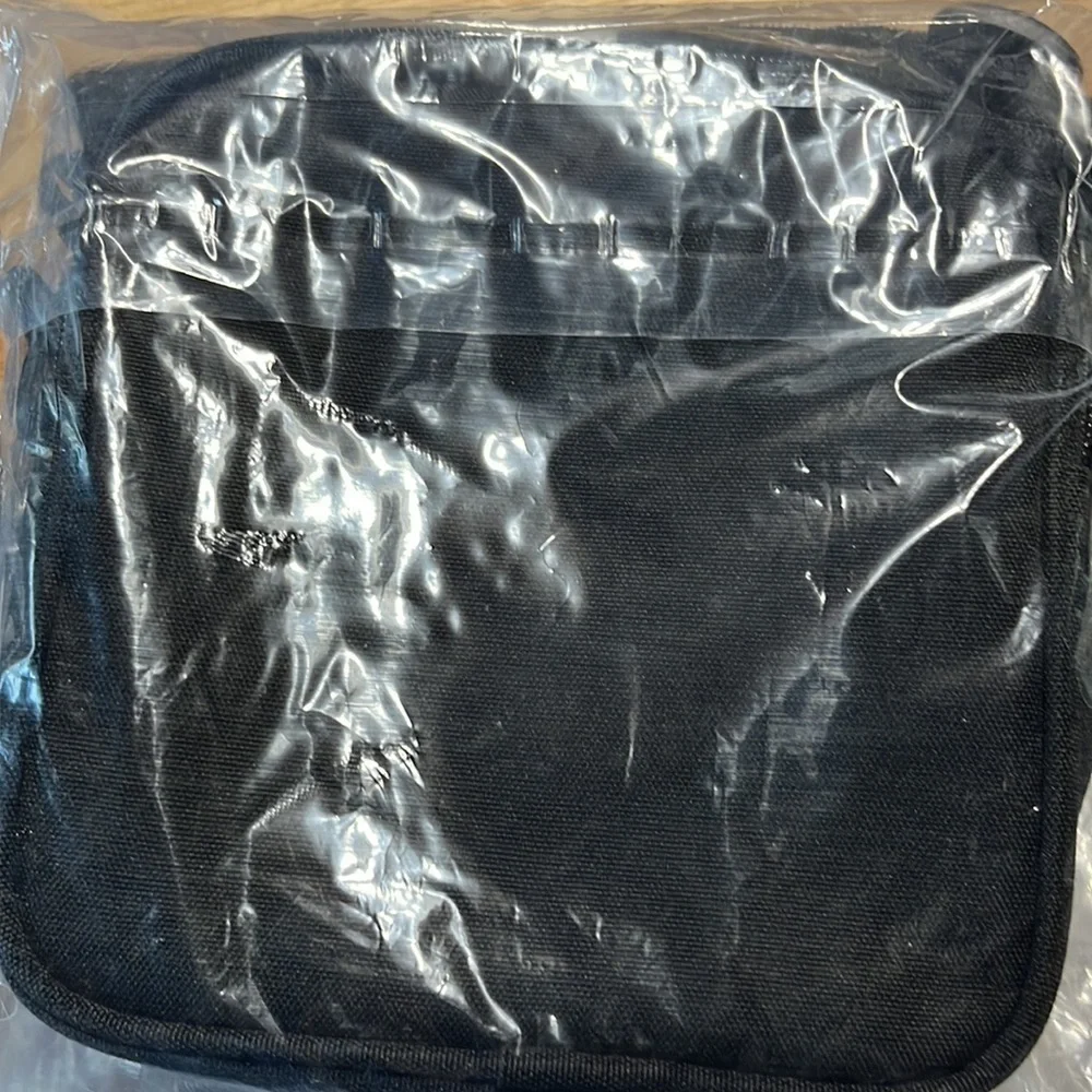 Carhartt WIP Black Messenger Bag